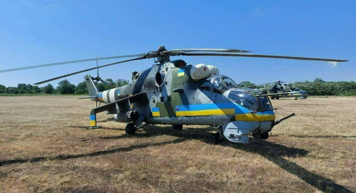 L'armée de l'air ukrainienne montre une vidéo spectaculaire des hélicoptères d'attaque Mi-24V et Mi-17