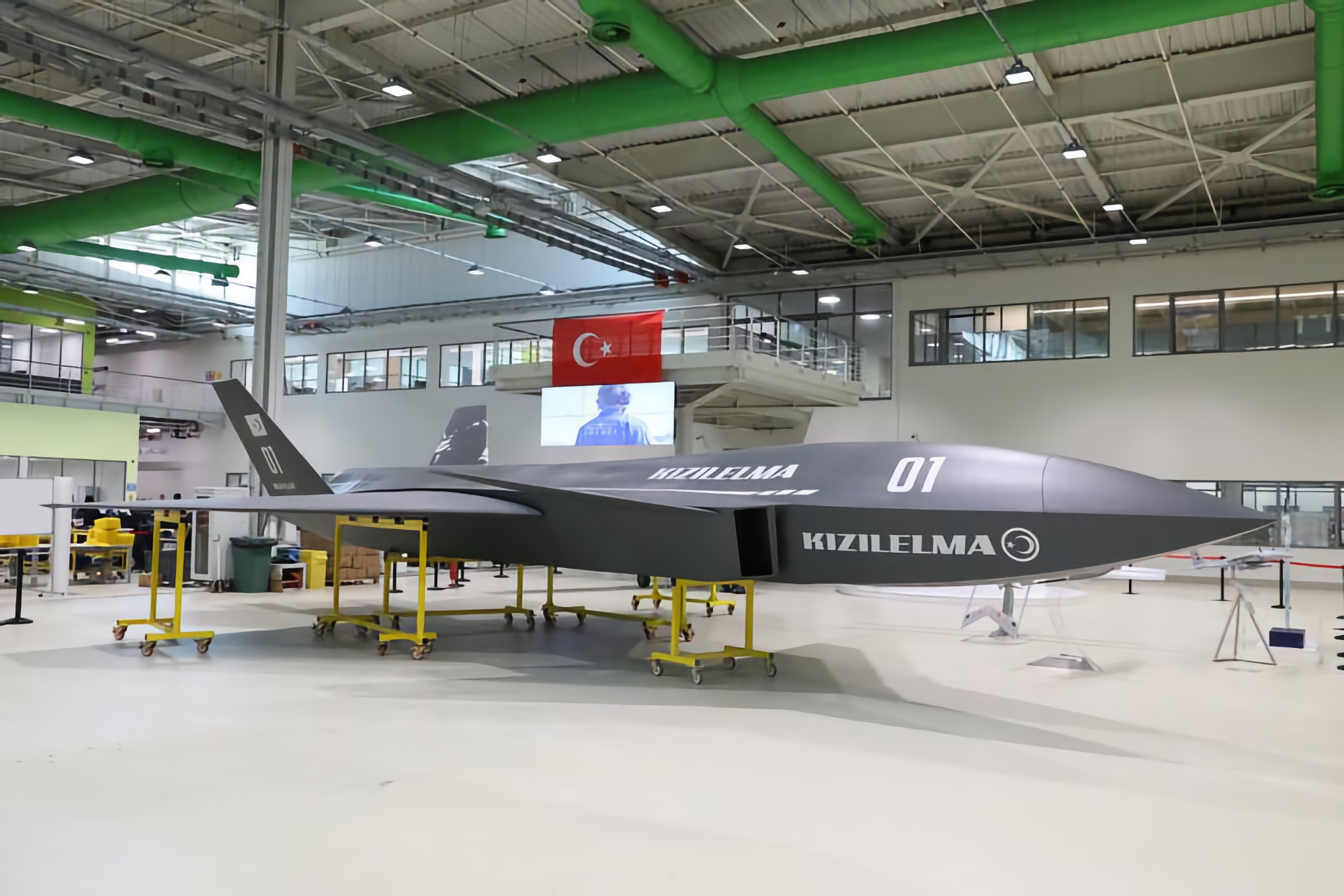 Pas seulement le Bayraktar TB2 et le Bayraktar Akinsi : Baykar prévoit de produire en Ukraine le drone Bayraktar Kizilelma avec un moteur ukrainien