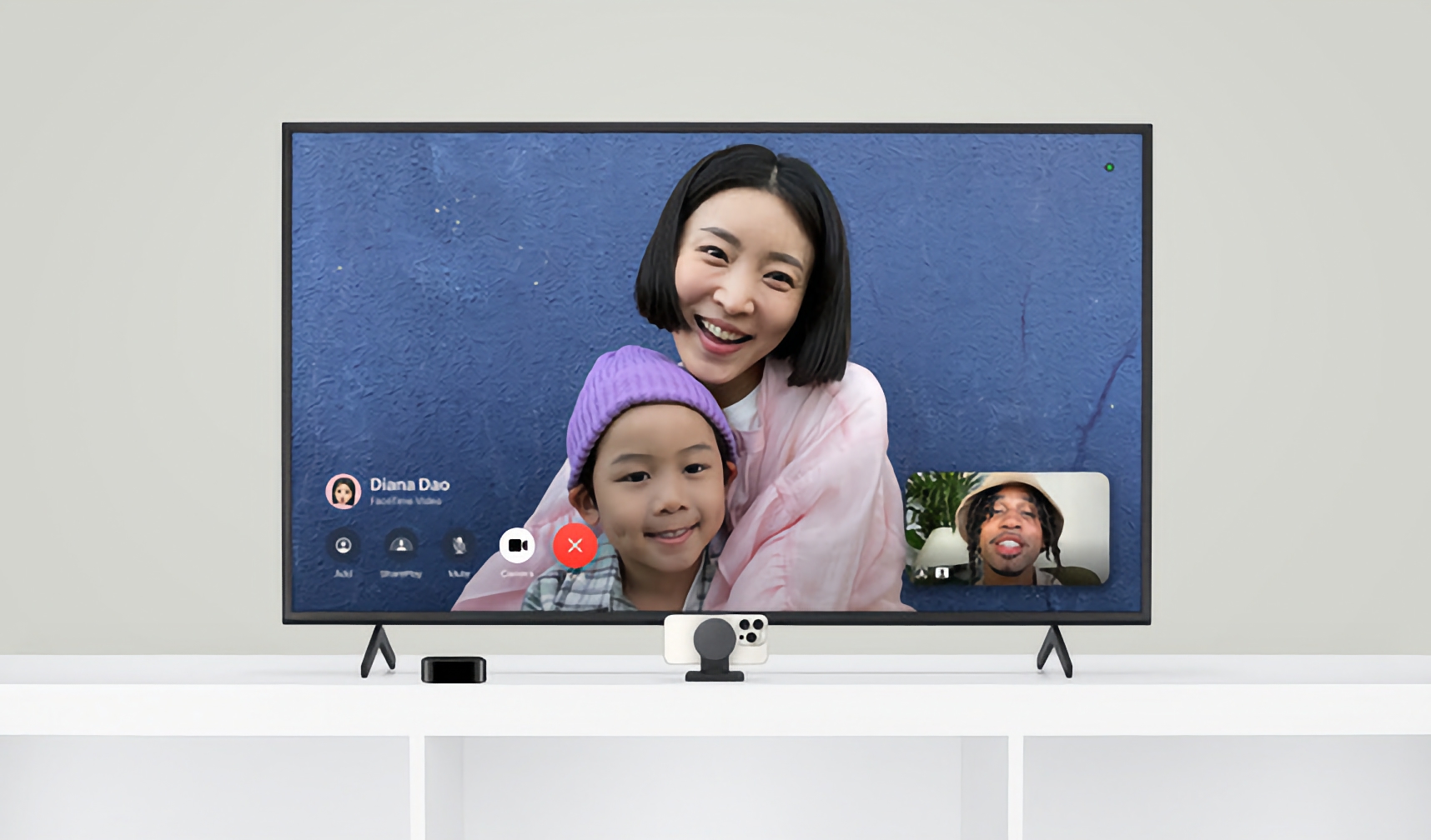 Belkin представила кріплення для iPhone з MagSafe, яке дає змогу використовувати пристрій, як веб-камеру для Apple TV