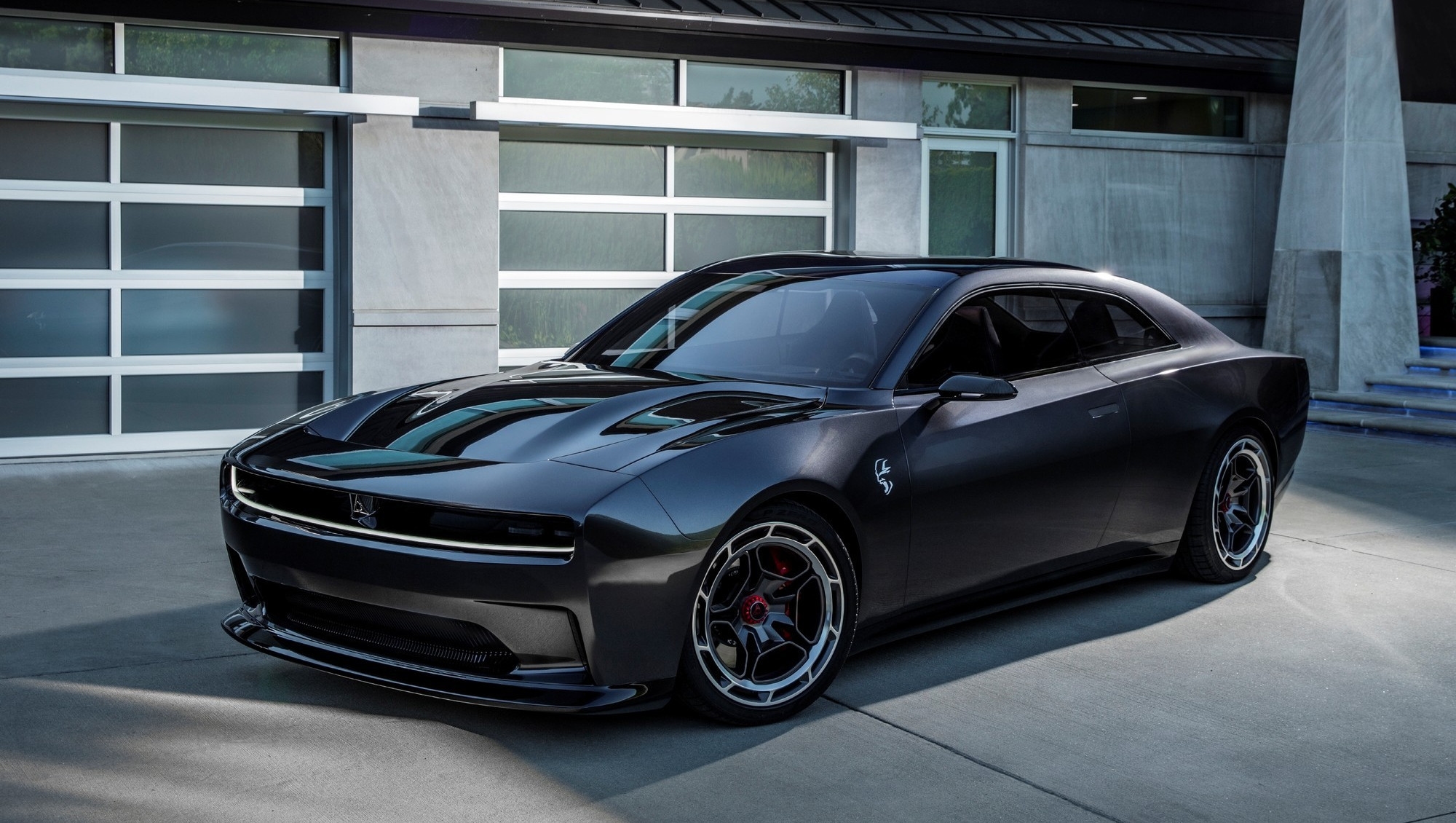 Dodge Charger Daytona SRT : concept de muscle car électrique avec deux moteurs électriques de plus de 700 ch et une autonomie de 800 km
