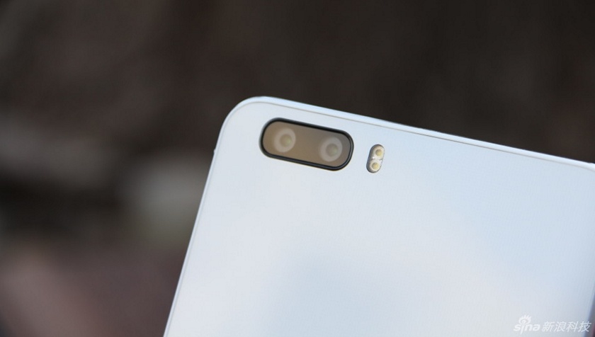 Huawei готовит четыре смартфона флагманской линейки