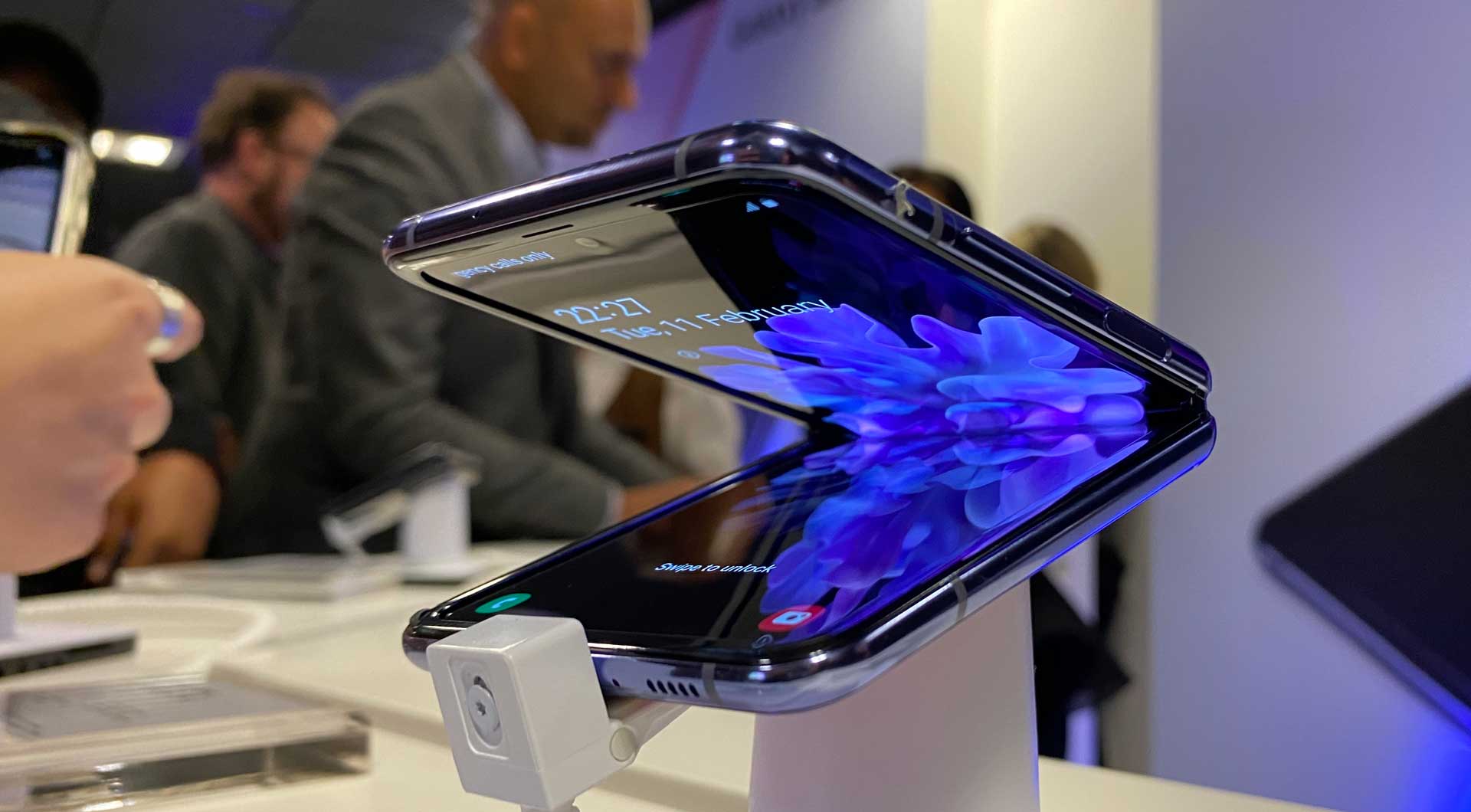 Це успіх: Samsung повністю розпродала першу партію Galaxy Z Flip