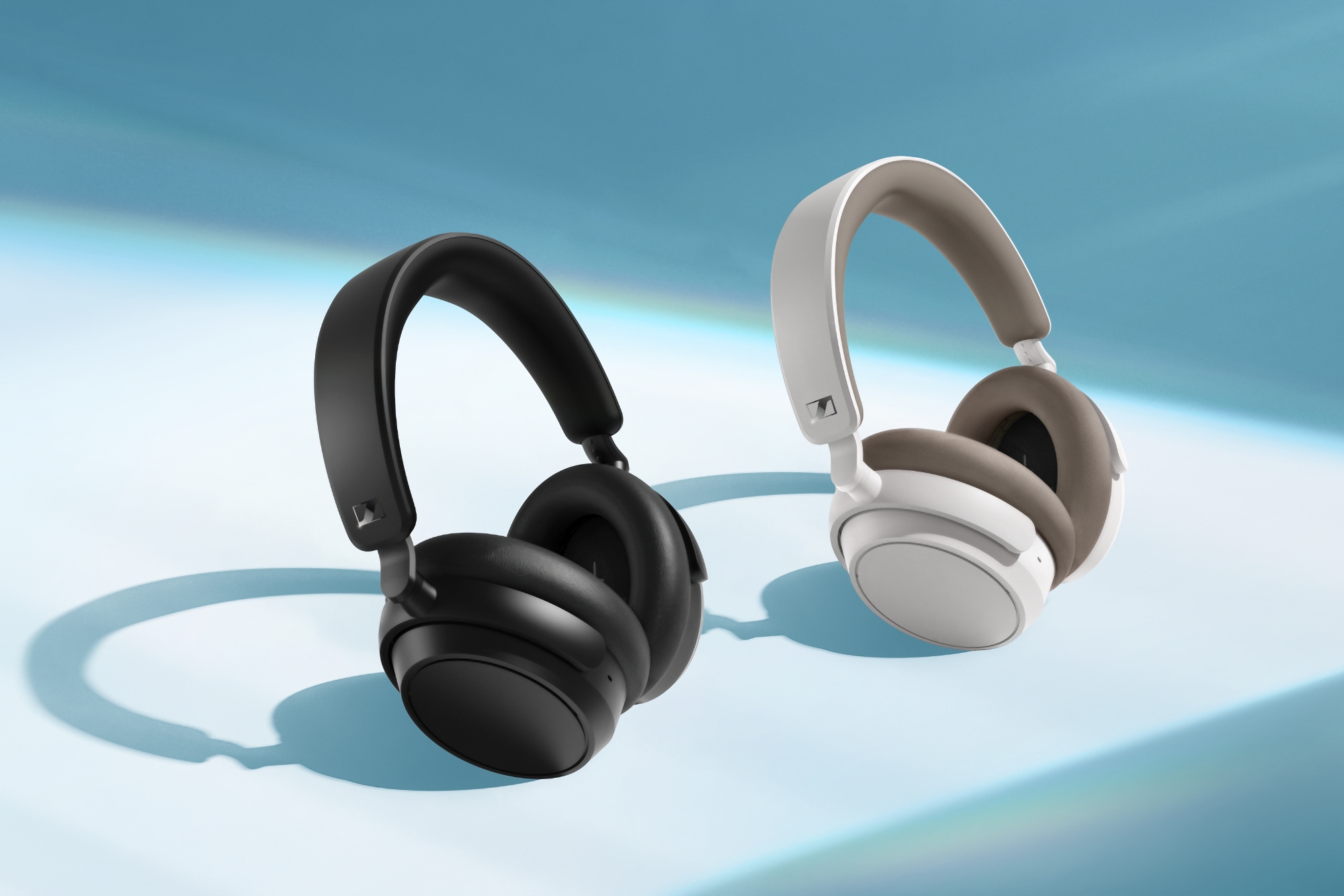 Sennheiser ACCENTUM Plus: Adaptive ANCта автономність до 50 годин за $229
