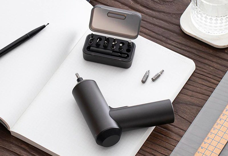 Xiaomi MiJia MJDDLSD001Q: дизайнерська електрична викрутка за $40