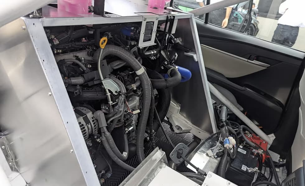 Двигатель в багажнике Camry
