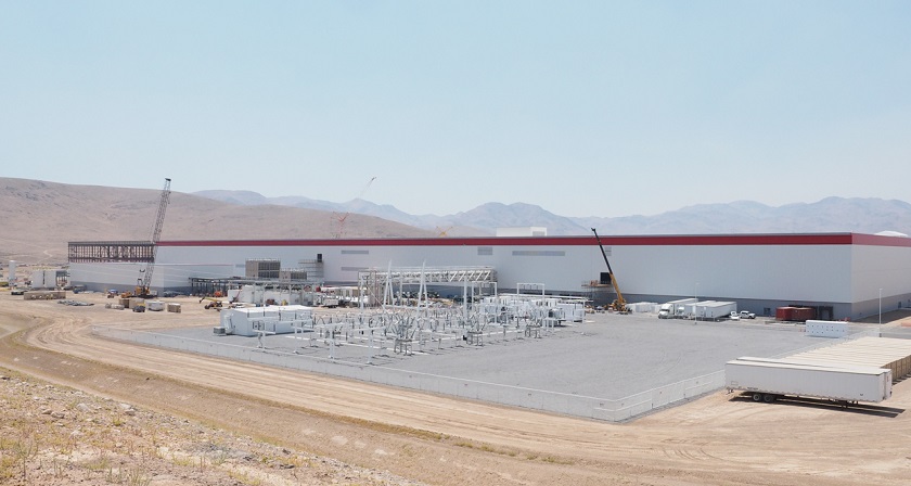 Tesla открыла новую фабрику