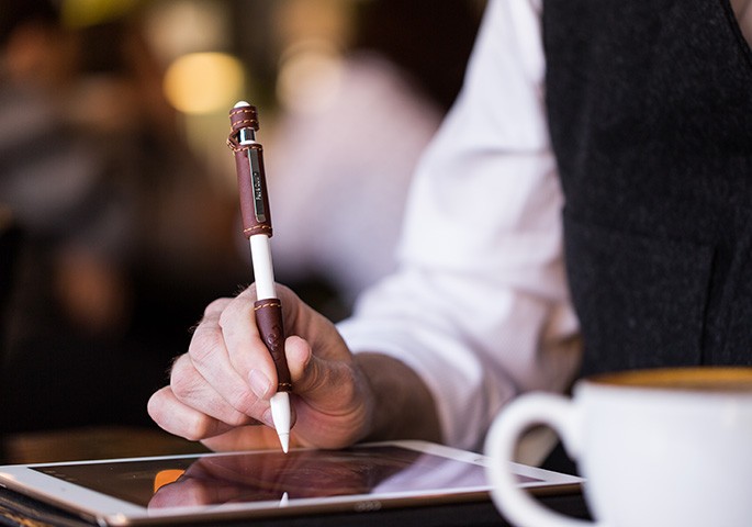 Цифровое перо Apple Pencil получило кожаный чехол за 50$