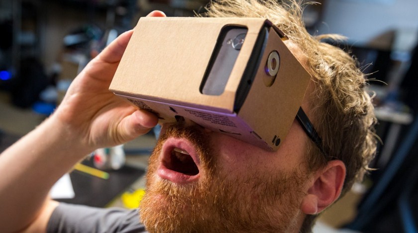 Ресурс со взрослым контентом PornHub запустил собственный VR-канал