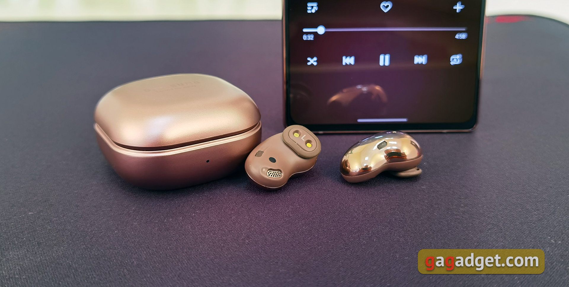 Do the Beans Fall Out of the Ears? Samsung Galaxy Buds Live Review