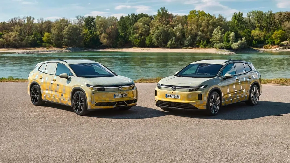 Футуристичний Volkswagen ID. Tiguan в шоурумі