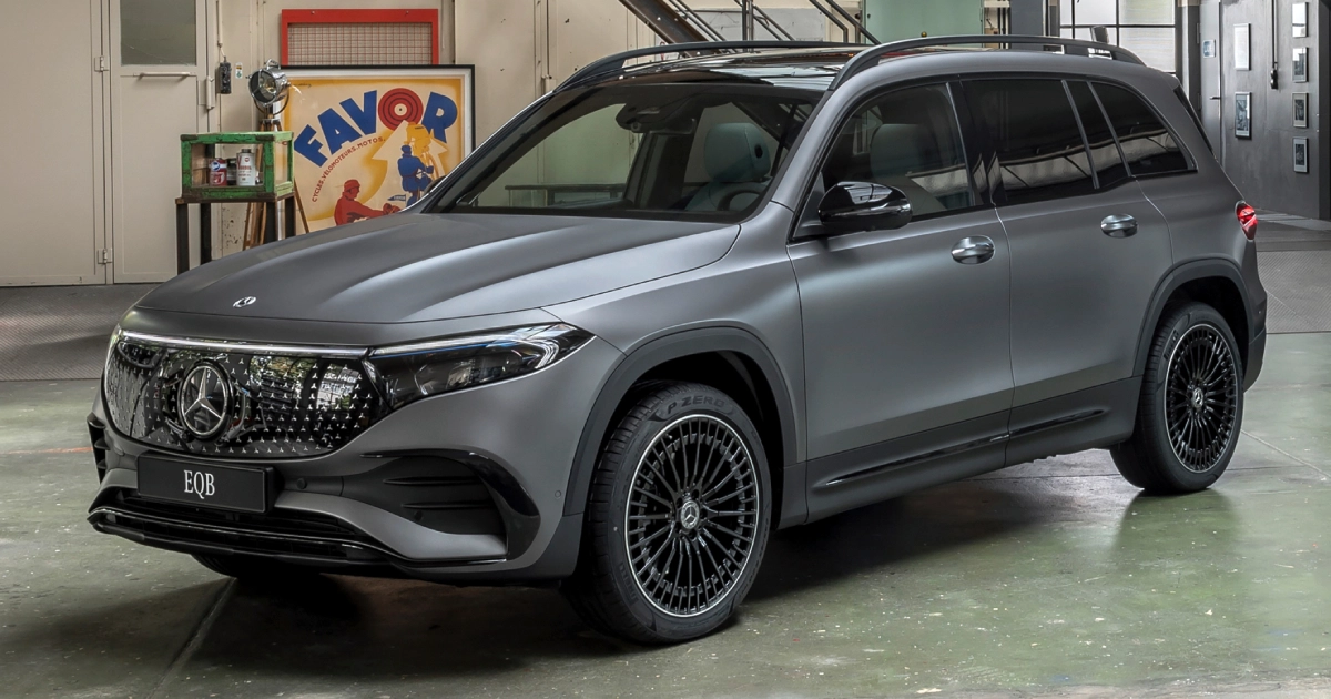 Занурення в майбутнє: дослідження високотехнологічних чудес Mercedes-Benz EQB 350 4MATIC