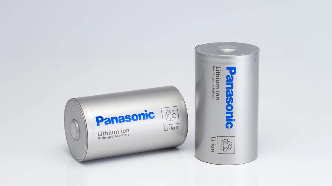 Ринок електромобілів загальмовує: Panasonic відстає з виробництвом 4680
