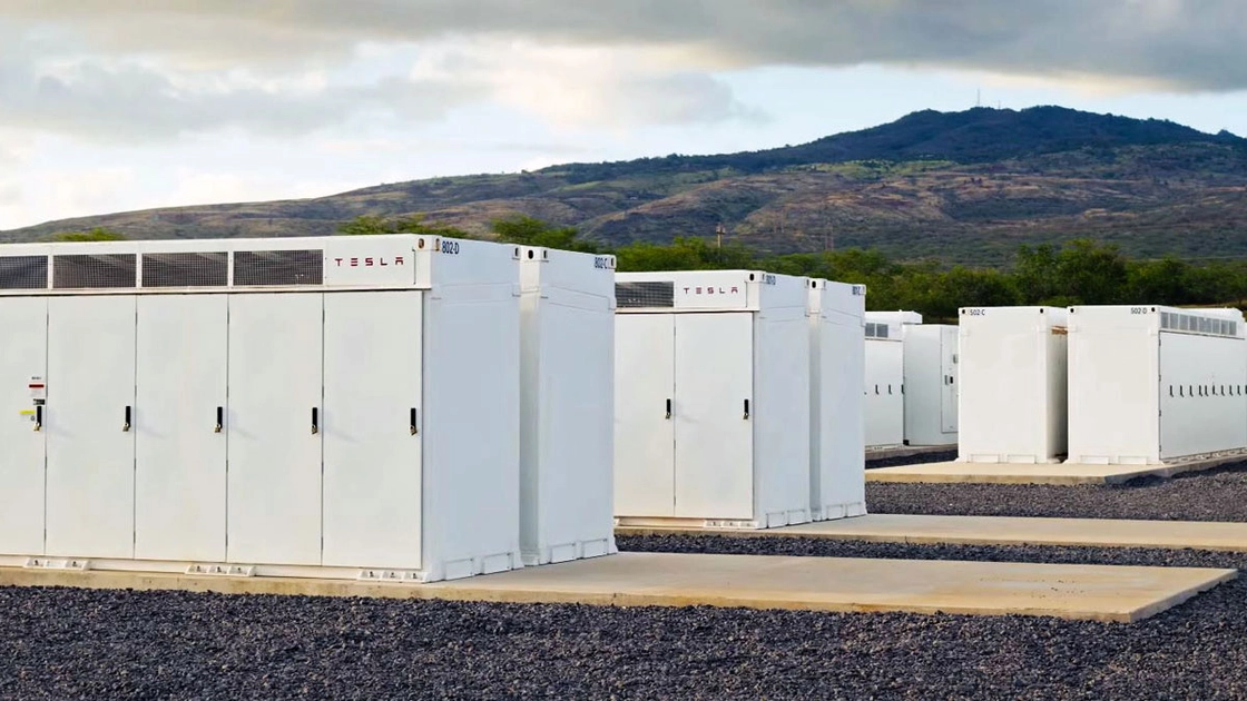 Системи Tesla Megapack для зберігання енергії