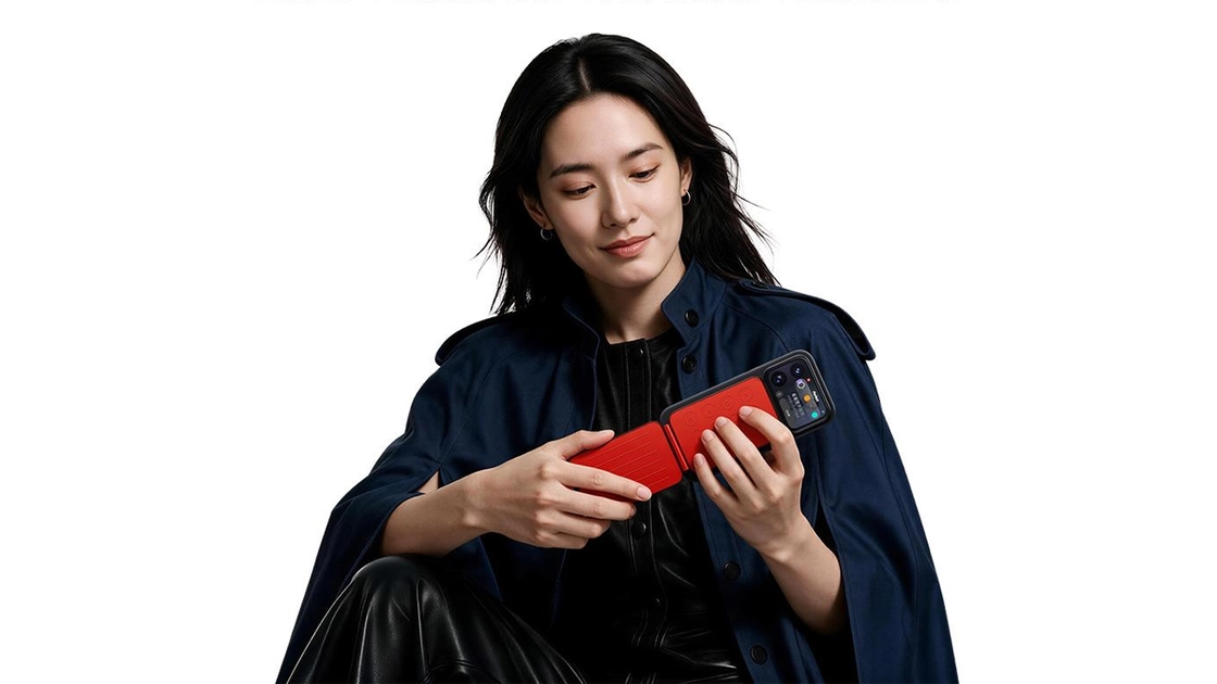Аксесуар Xiaomi Pocket Guitar на смартфоні