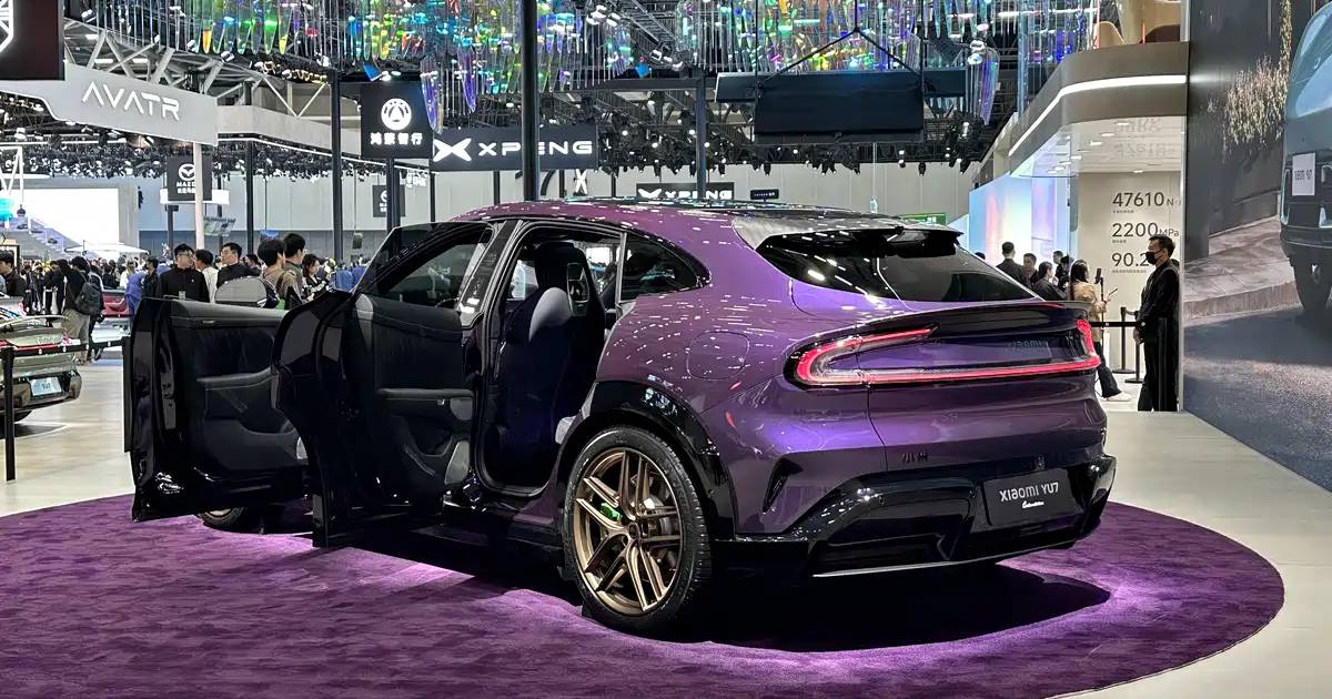 Кастомизированный кроссовер YU7 Max в цвете Crystal Purple