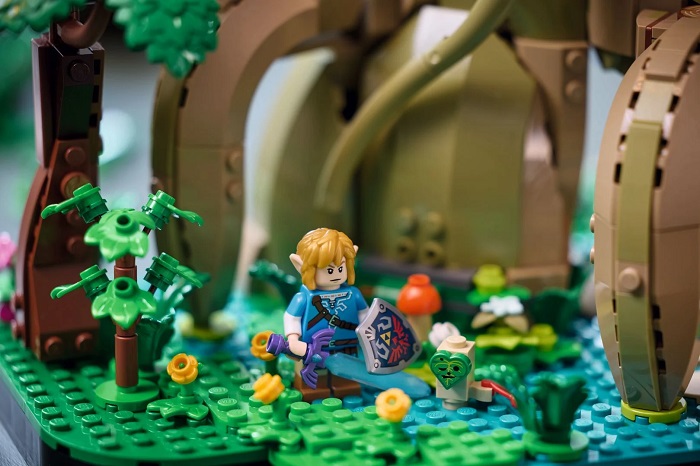 In an interesting collaboration between Nintendo and LEGO, the first The Legend of Zelda themed builder has been announced that will allow you to assemble two variants of the Great Tree of Deku-3