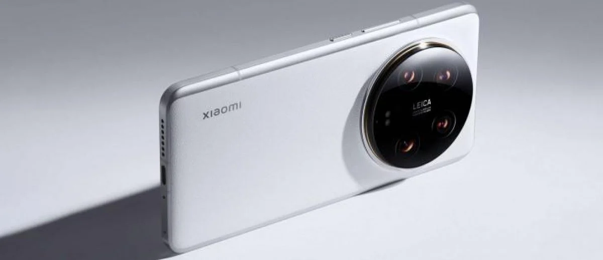 Xiaomi 14 Ultra - smartphone with 50 MP camera for photography