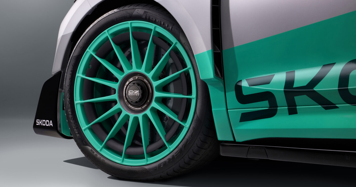 Спортивні сидіння Skoda Enyaq RS Race