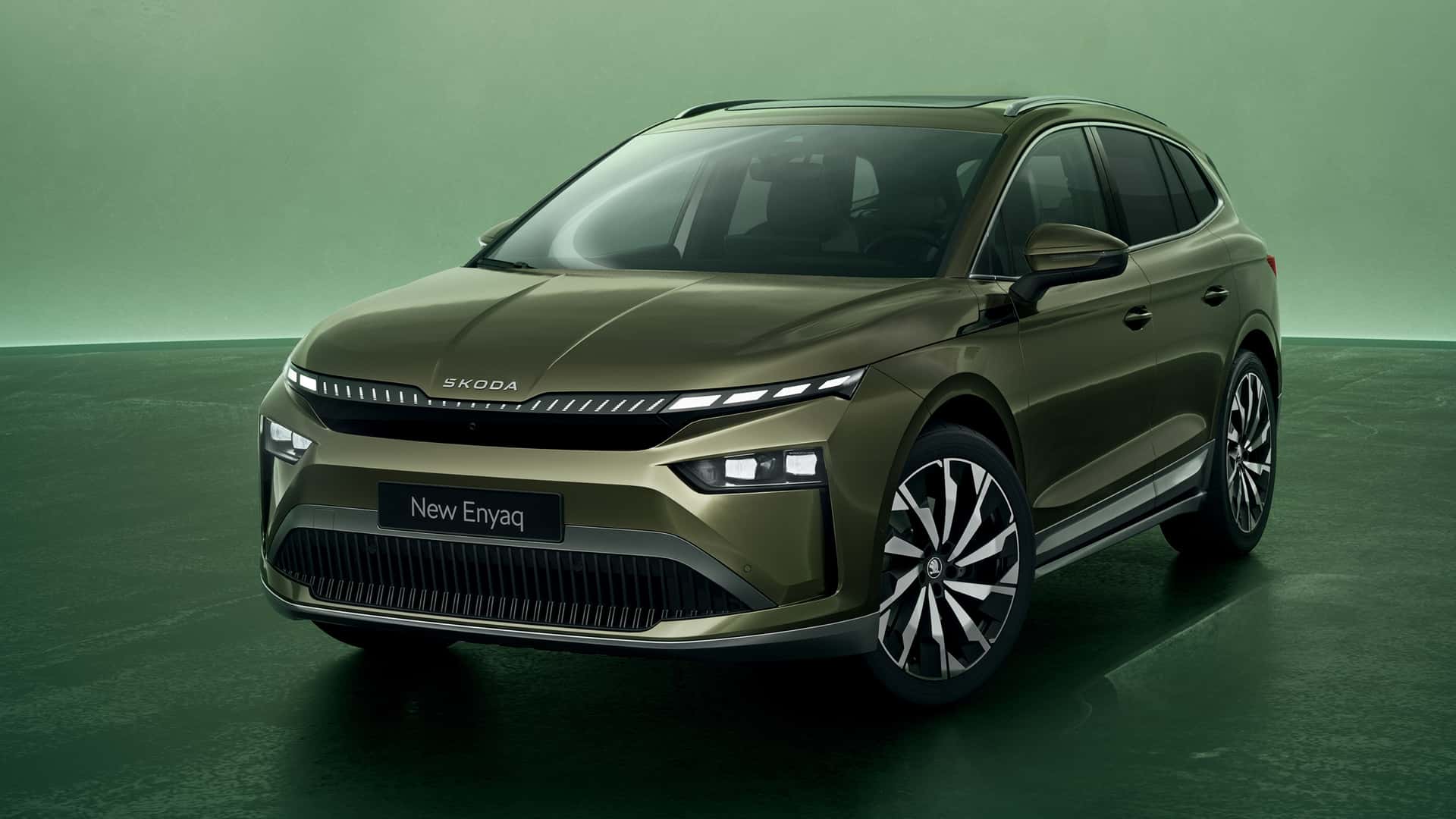 Перше зображення оновлених Skoda Enyaq та Enyaq Coupe