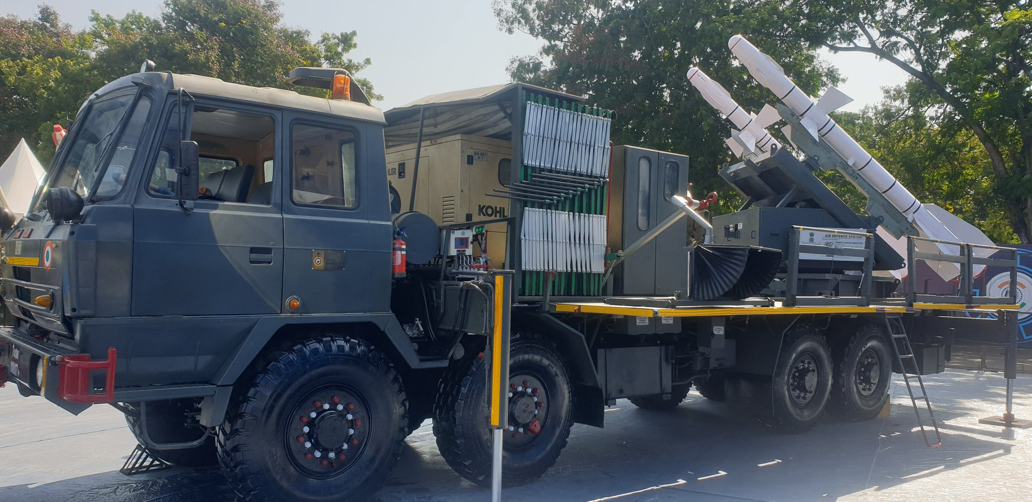 Індія представила систему протиповітряної оборони Samar-2 з авіаційною ракетою P-27T і шасі Tatra 815