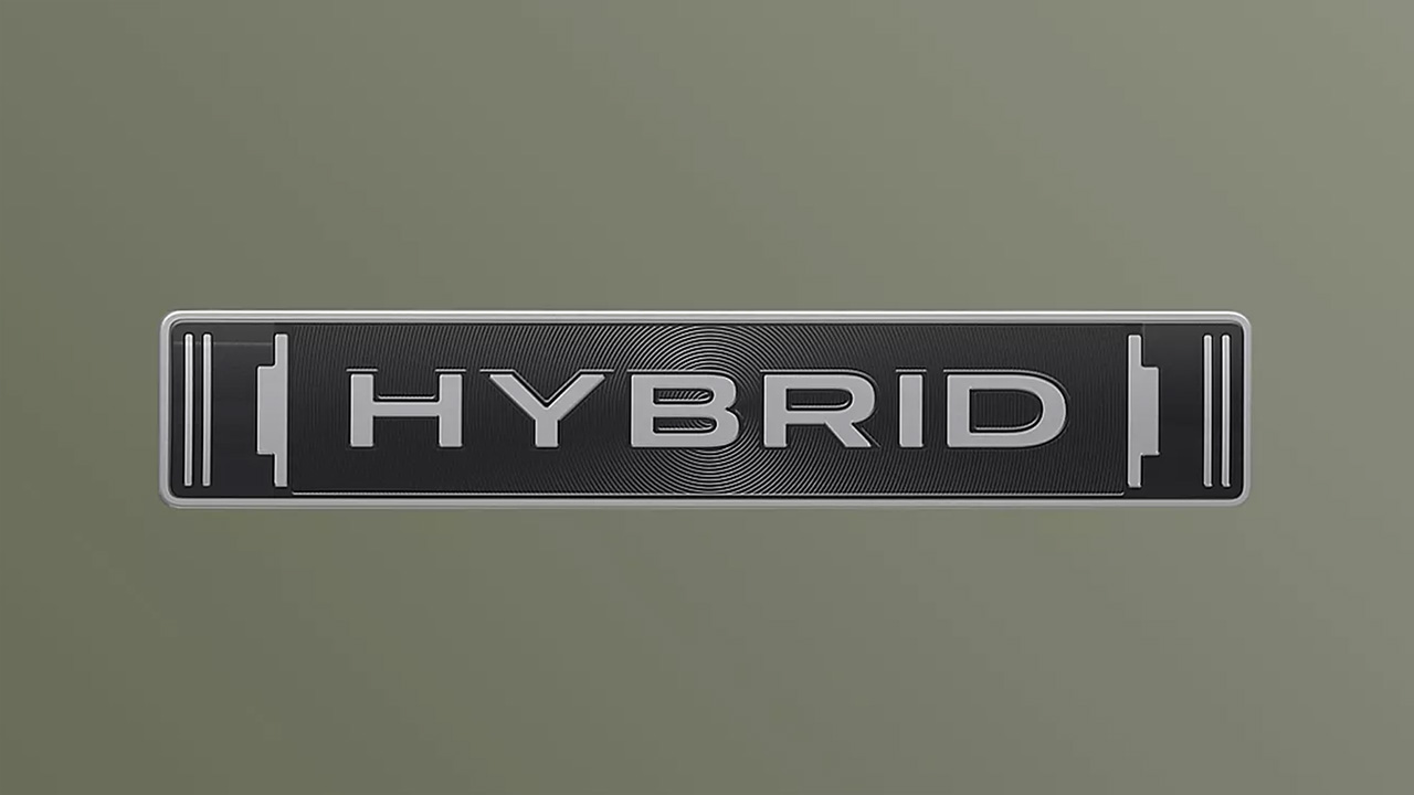 Позначення 'Hybrid' у Subaru