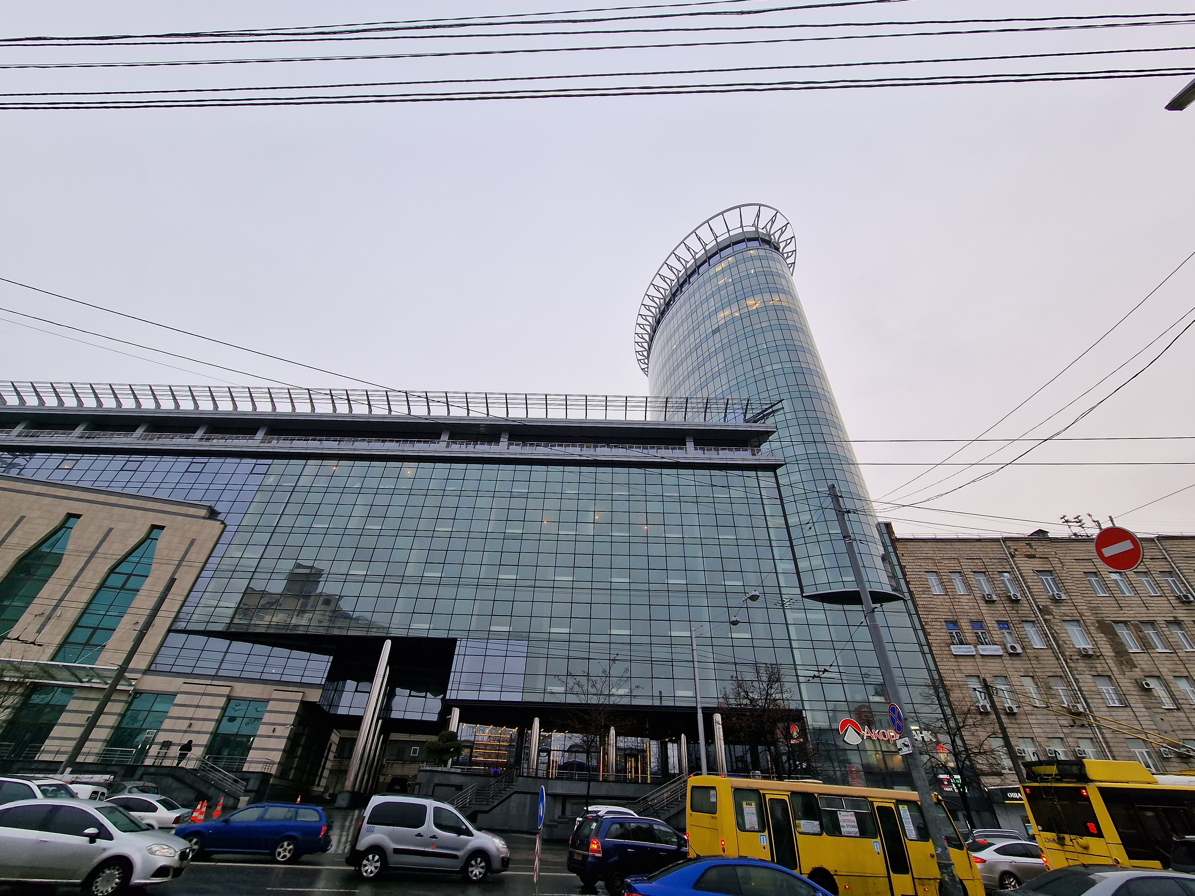 Samsung Galaxy S22 Ultra: злиття двох галактик-402