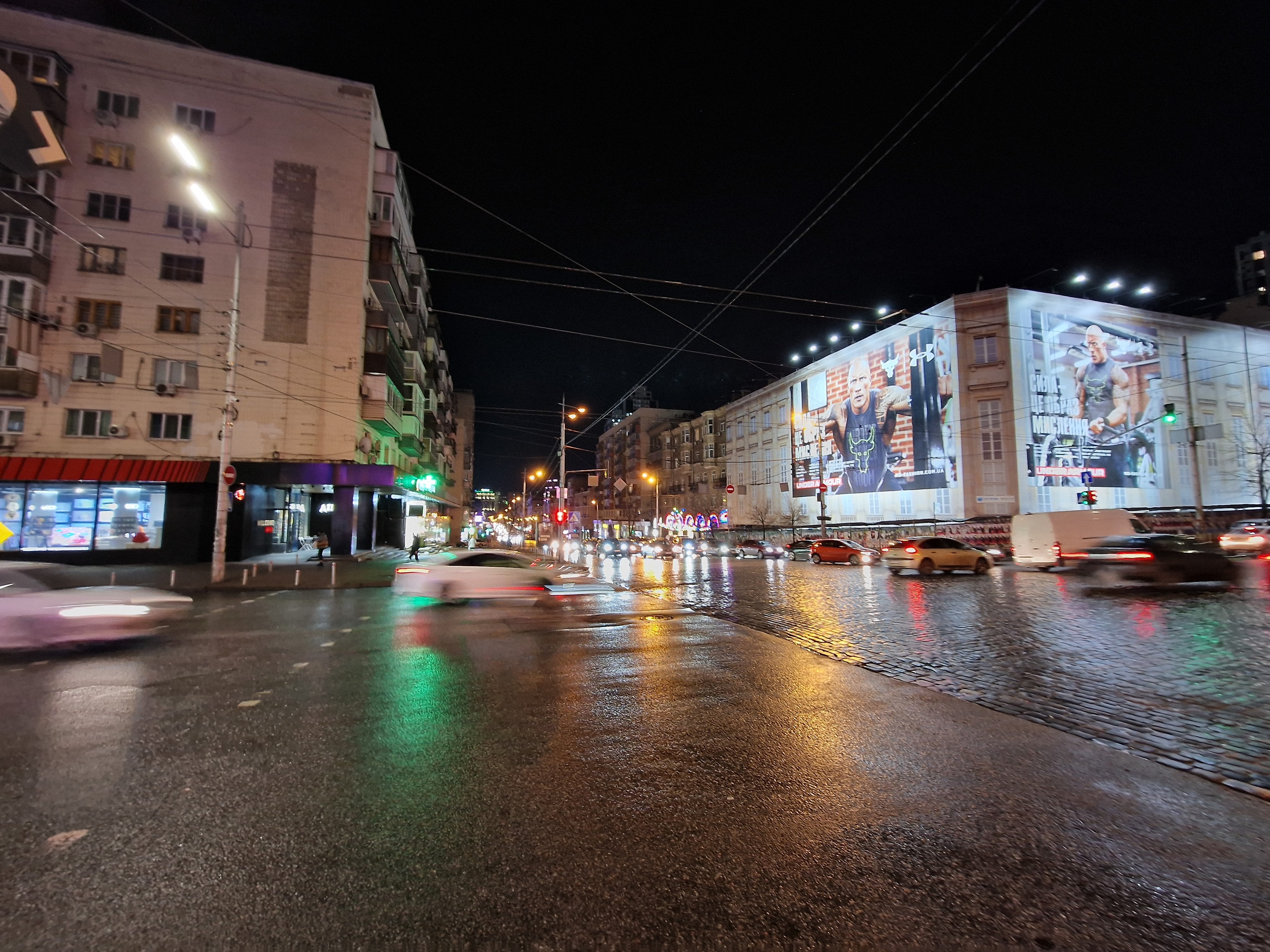Samsung Galaxy S22 Ultra: злиття двох галактик-403