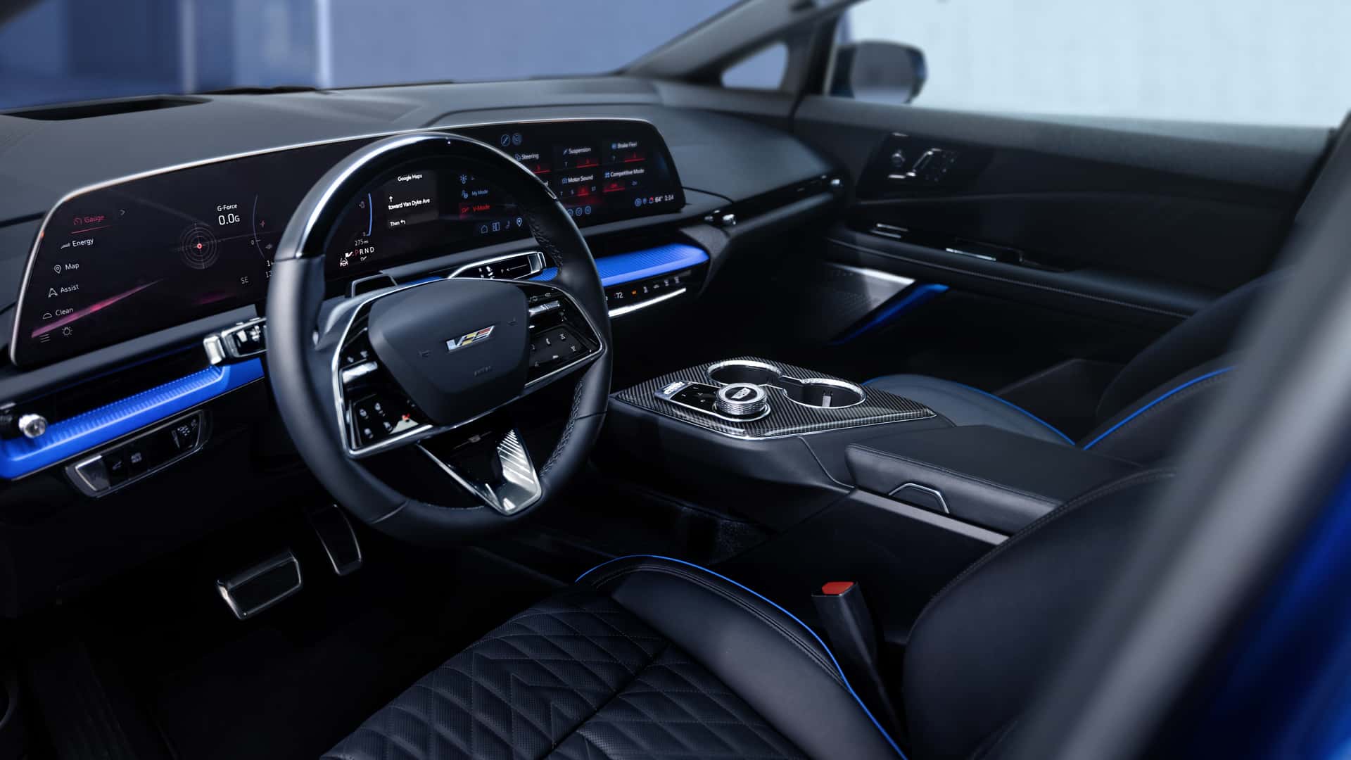 2026 Cadillac Optiq V в гараже
