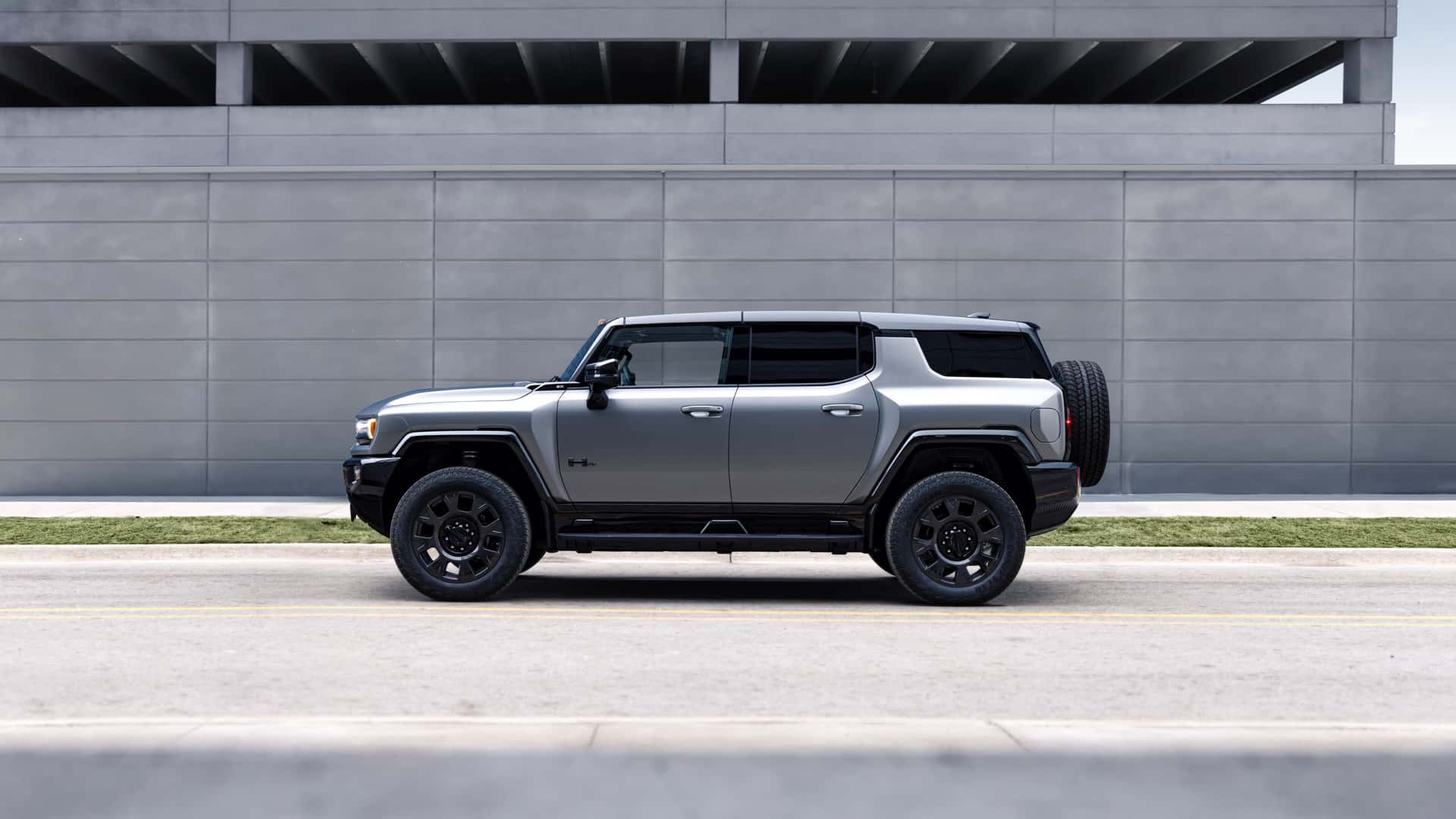 Потужний Hummer EV 3X Pickup 2026