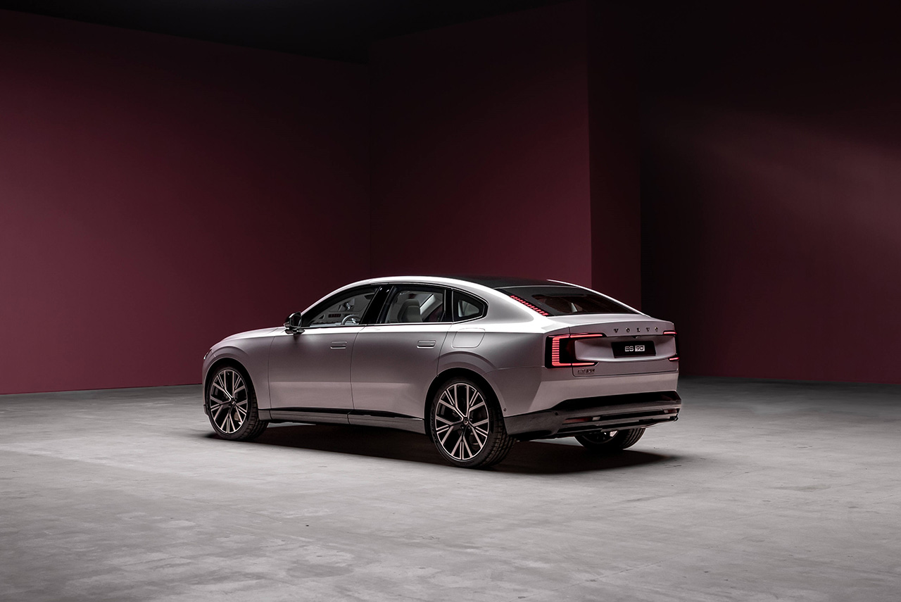 Exterior of the Volvo ES90