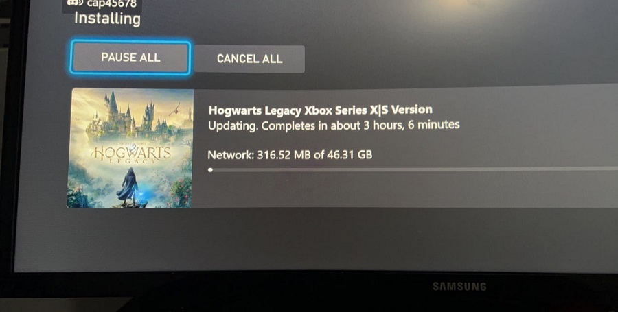 Des utilisateurs affirment que le préchargement de L'héritage de Poudlard est déjà disponible sur les consoles de la série Xbox.-2