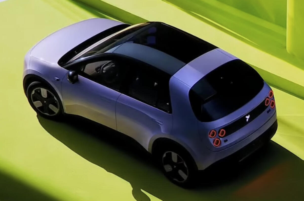 Firefly electric car - view 3