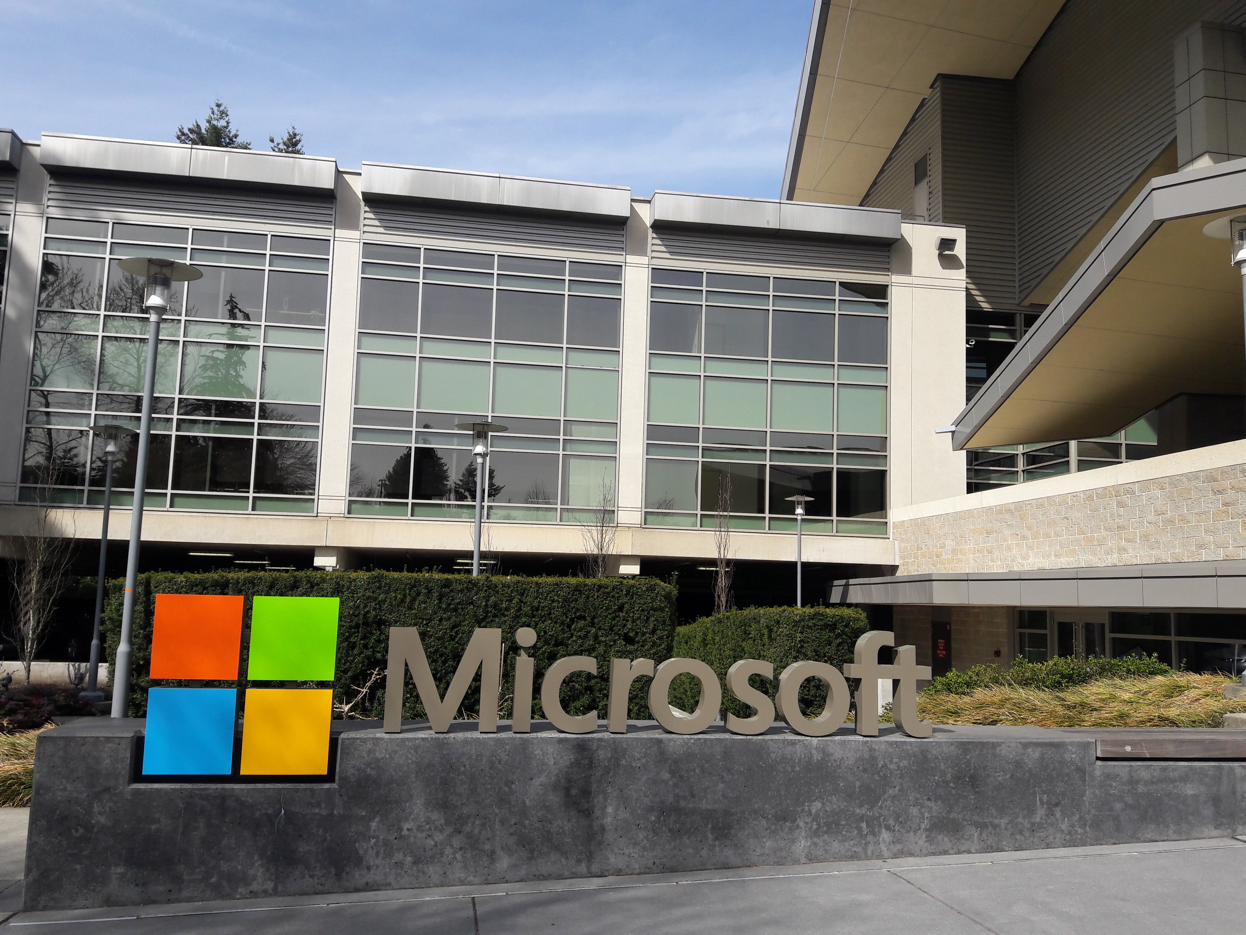 Microsoft та онлайн-видання Semafor запустять новинний проєкт із застосуванням ШІ