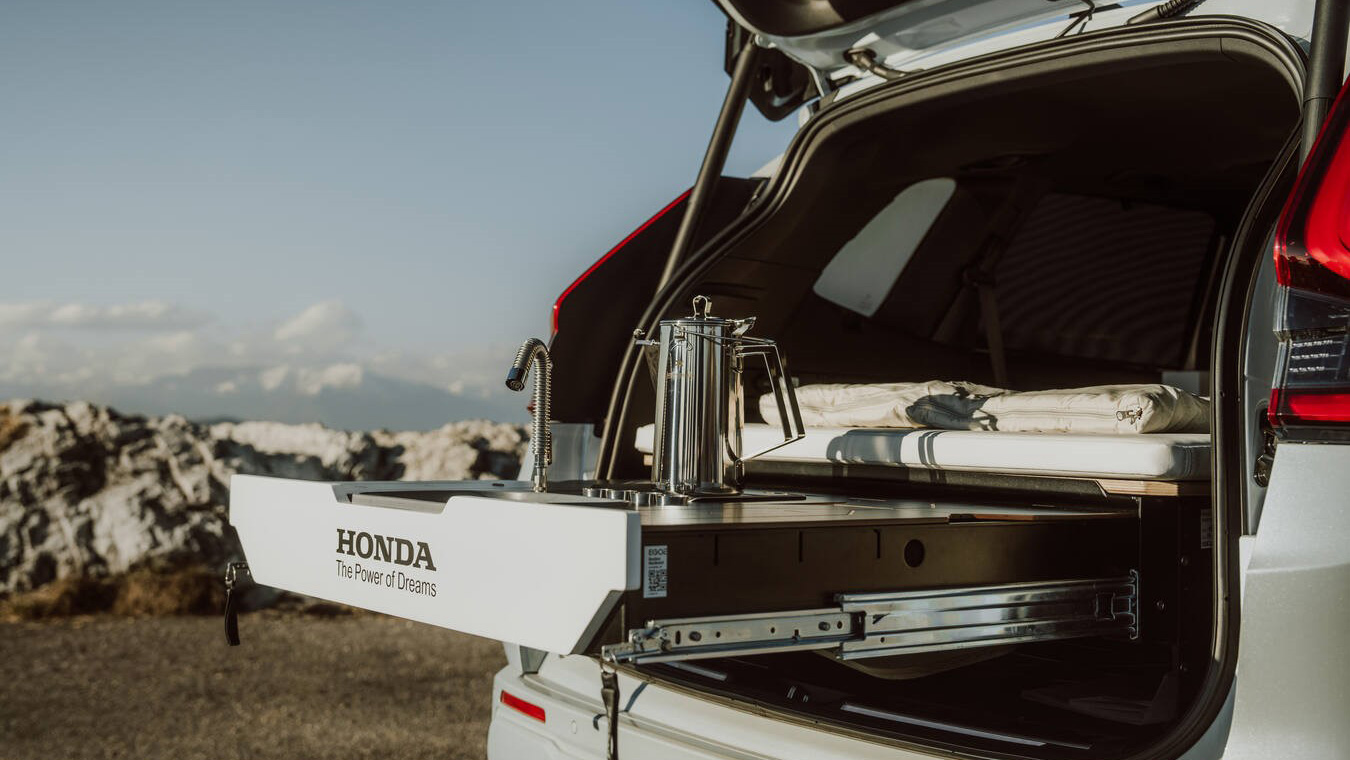 Спальное место в Honda CR-V Dream Pod