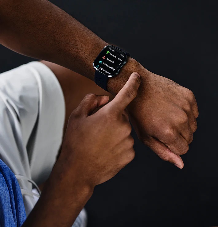 Amazfit Bip 6 с AMOLED экраном