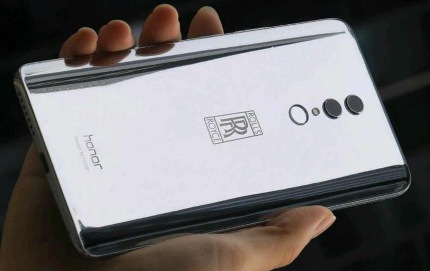 Honor Note 10 Rolls Royce Design.jpg