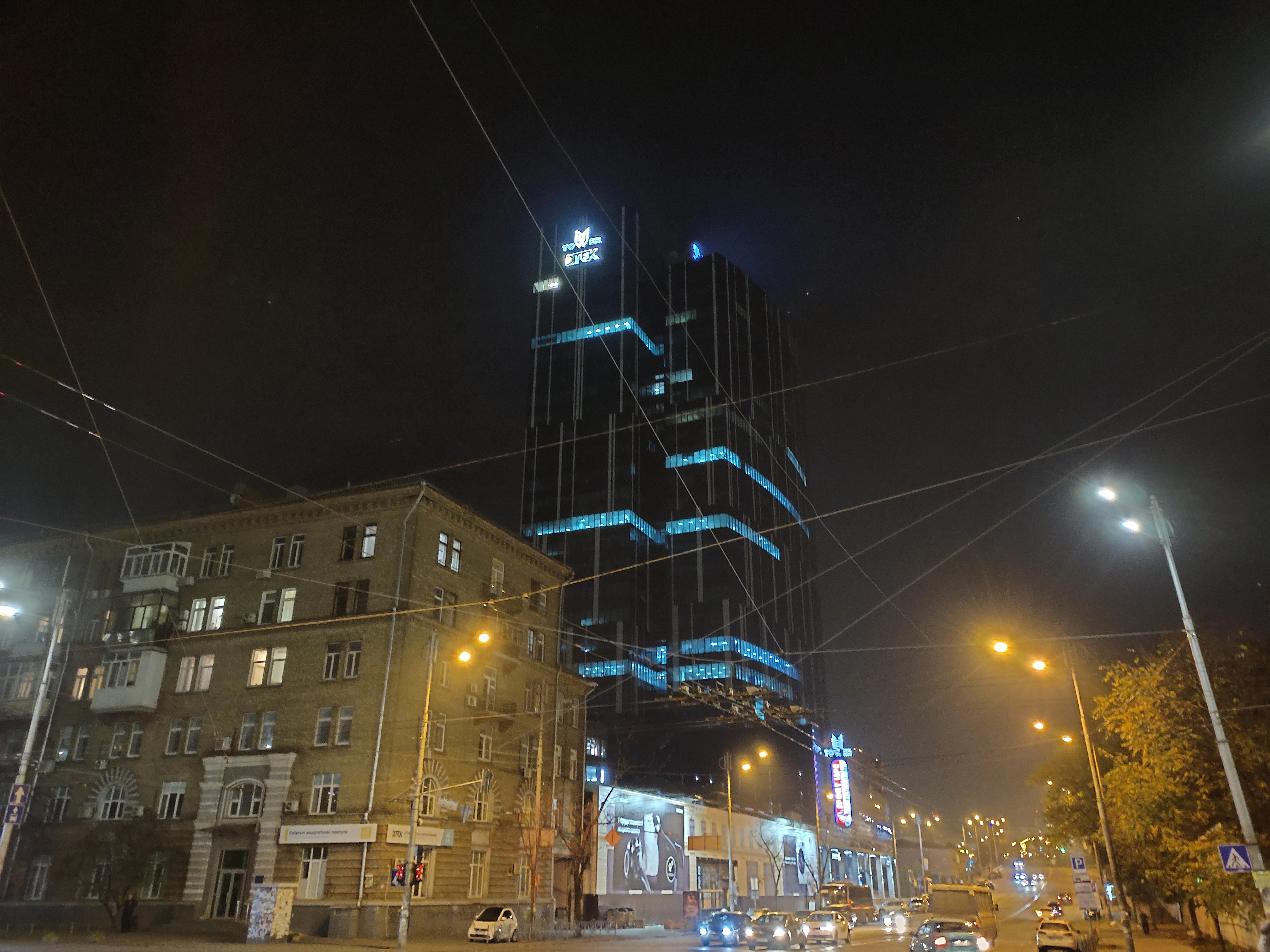 Огляд Vivo NEX 3: перший по-справжньому безрамковий смартфон-355