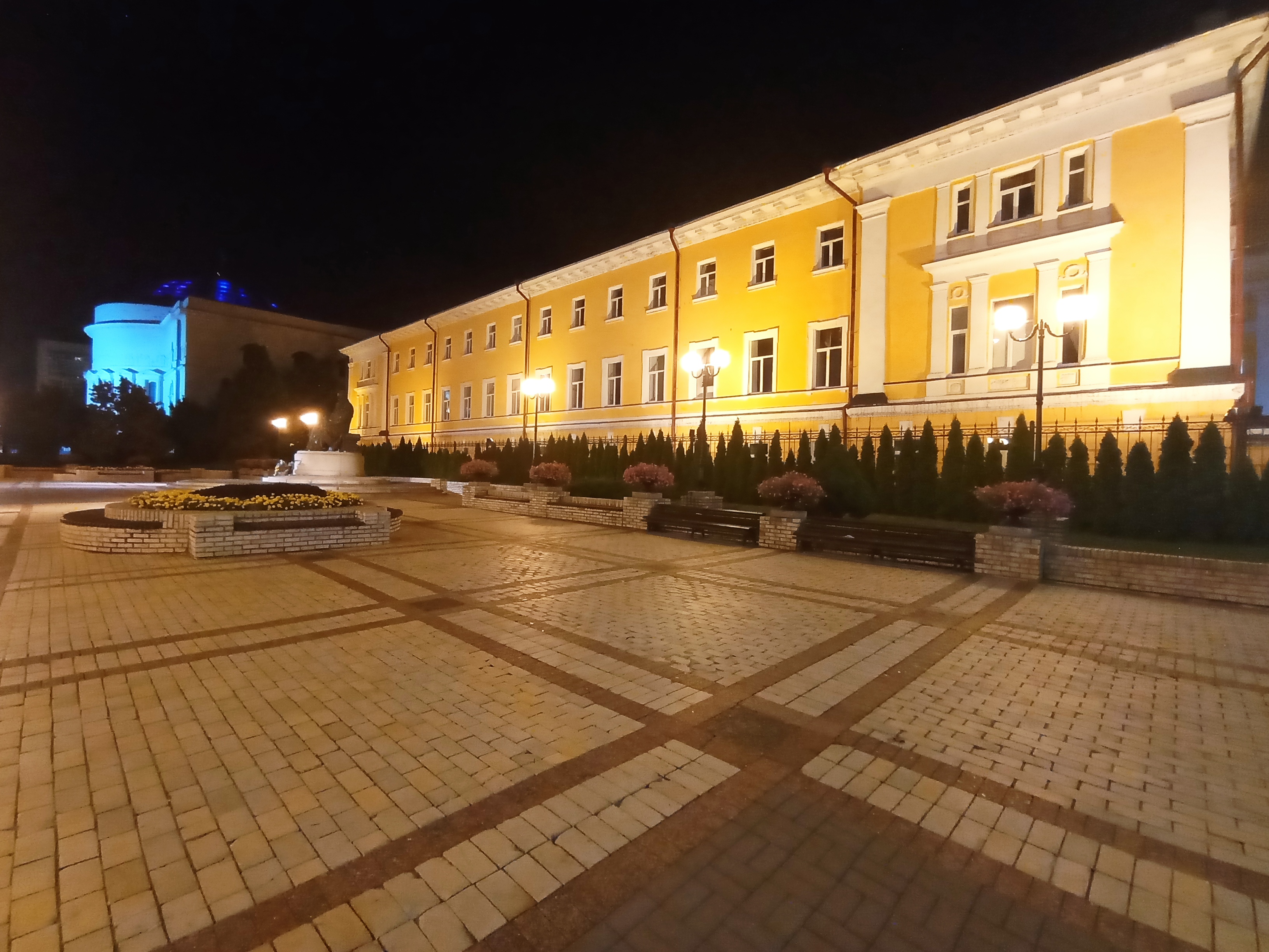Огляд Xiaomi Redmi 10: легендарний бюджетник, тепер із 50-мегапіксельною камерою-231