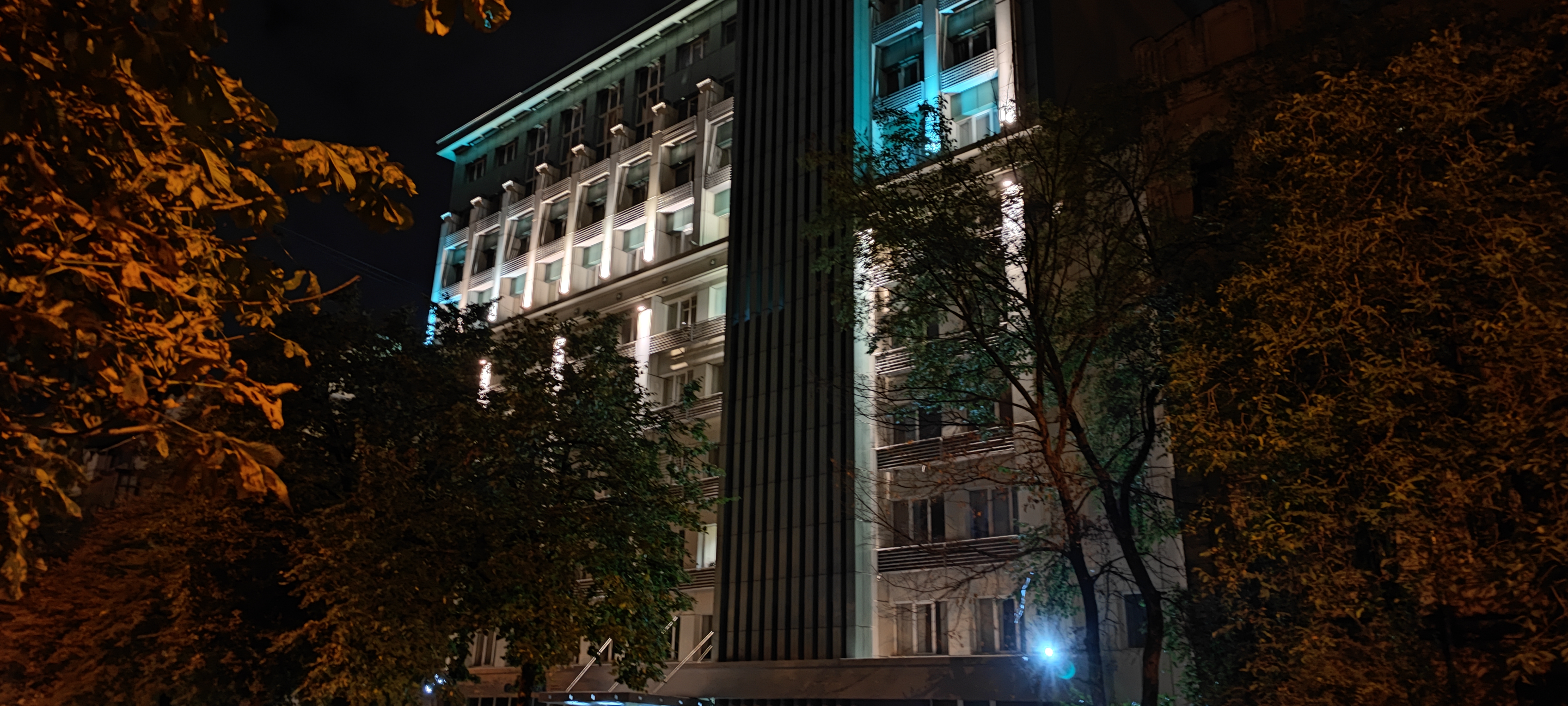 Xiaomi MIX 4 на власні очі: підекранна фронтальна камера, яку дійсно не видно-62