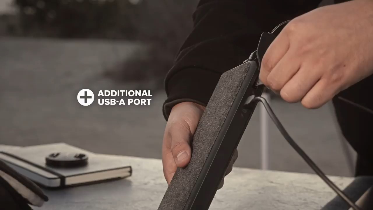Mophie Powerstation AС 3.jpg
