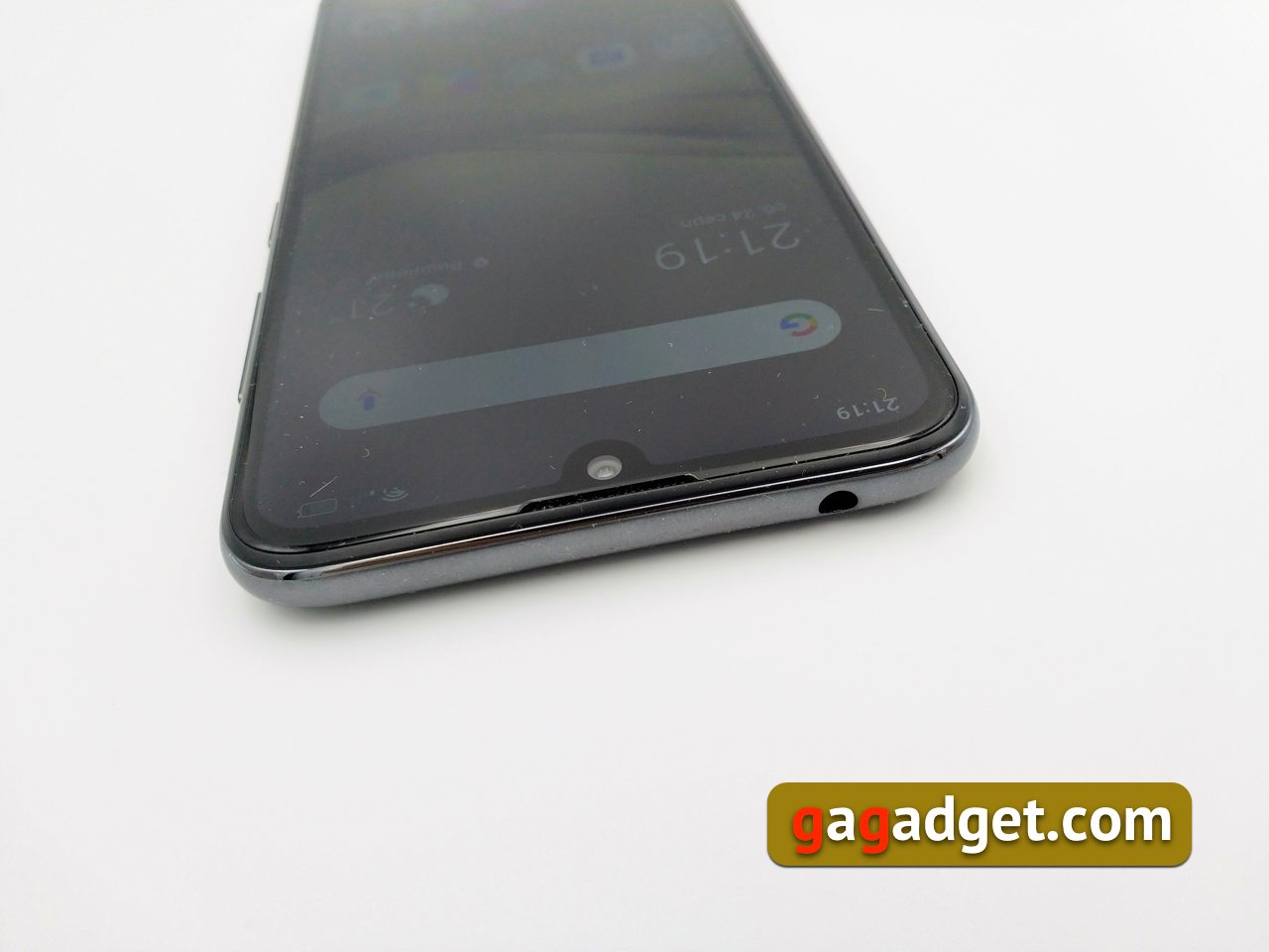 Огляд смартфона Neffos X20 Pro: рятівник світу-30