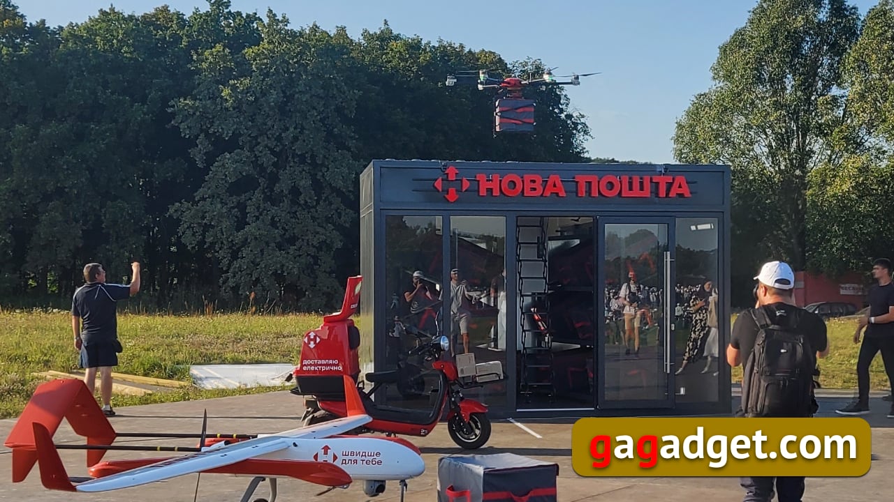 Навіщо Новій пошті безпілотники, роботи та електрокари й коли вони стануть розвозити посилки-92