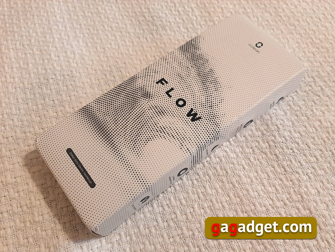 Это не больно. Обзор бюджетной электрической зубной щетки Oclean Flow Sonic-4