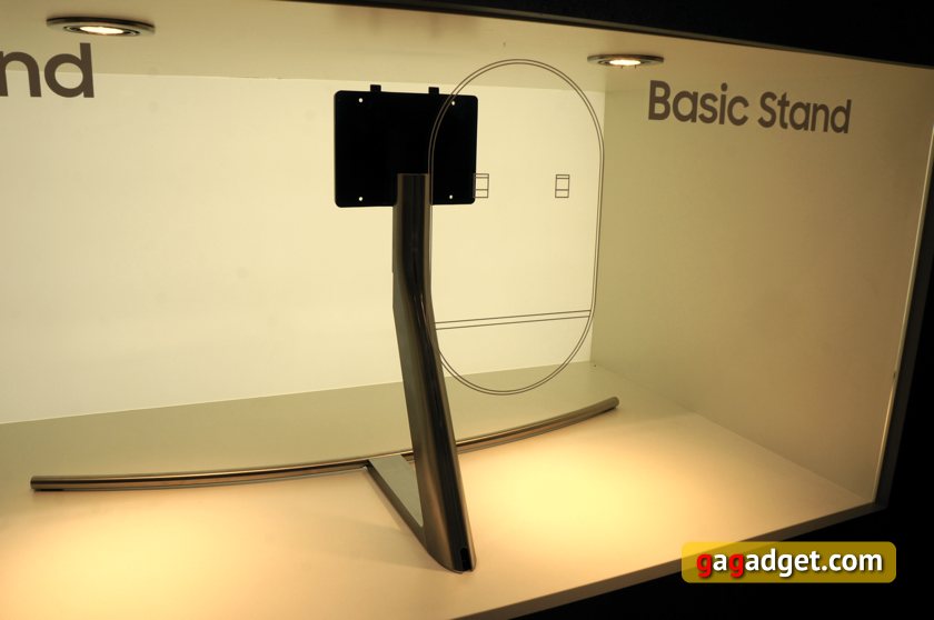 QLED-TV-basic-stand.jpg