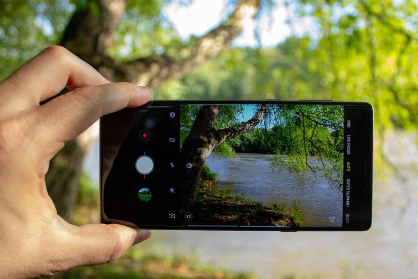 Samsung Galaxy Note 9 freeze camera.jpg