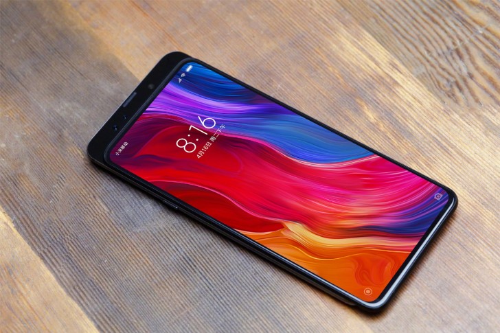 Xiaomi-Mi-Mix-3-official-photo.jpg