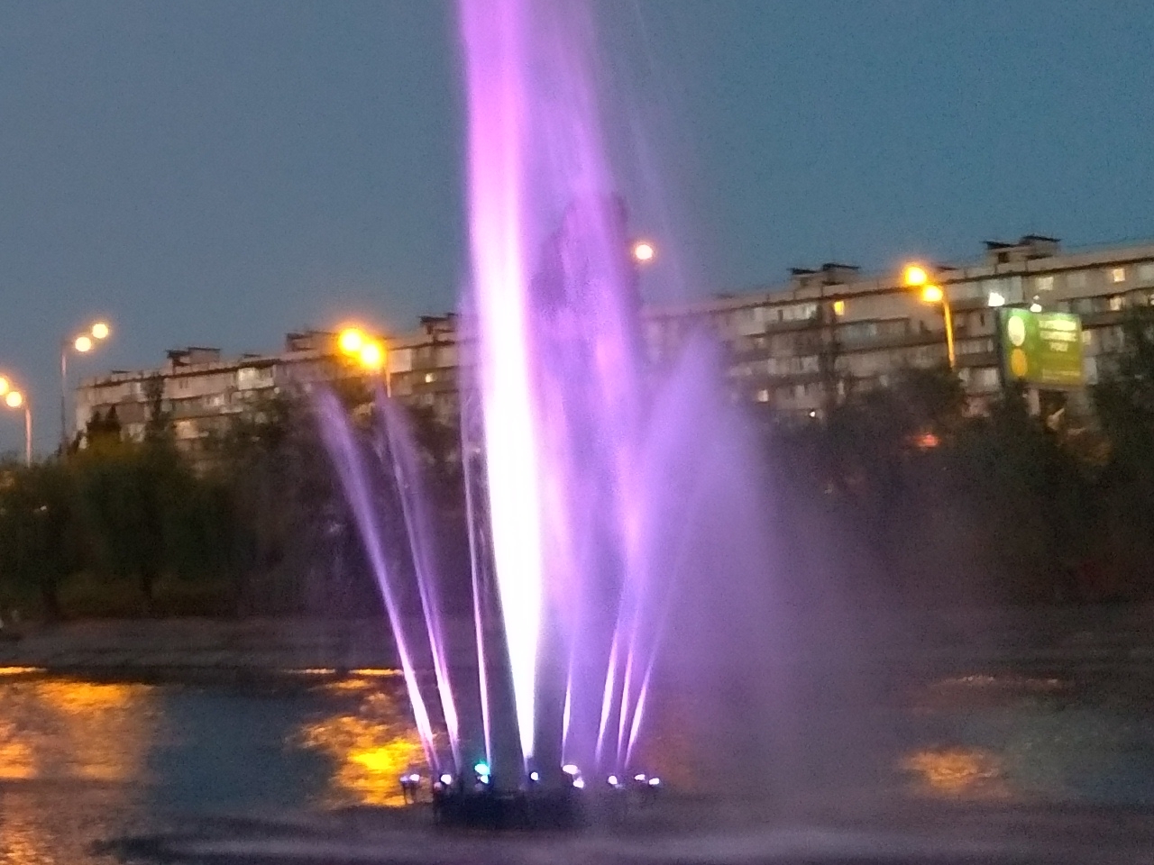 Zenfone_5_02.jpg