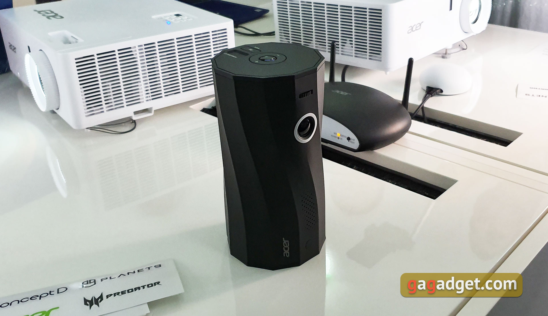 IFA 2019: нові ноутбуки Acer Swift, ConceptD та моноблоки своїми очима-31