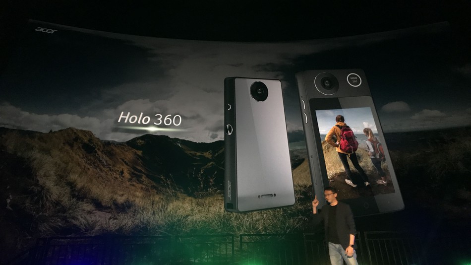 acer-next-17-holo-360.JPG