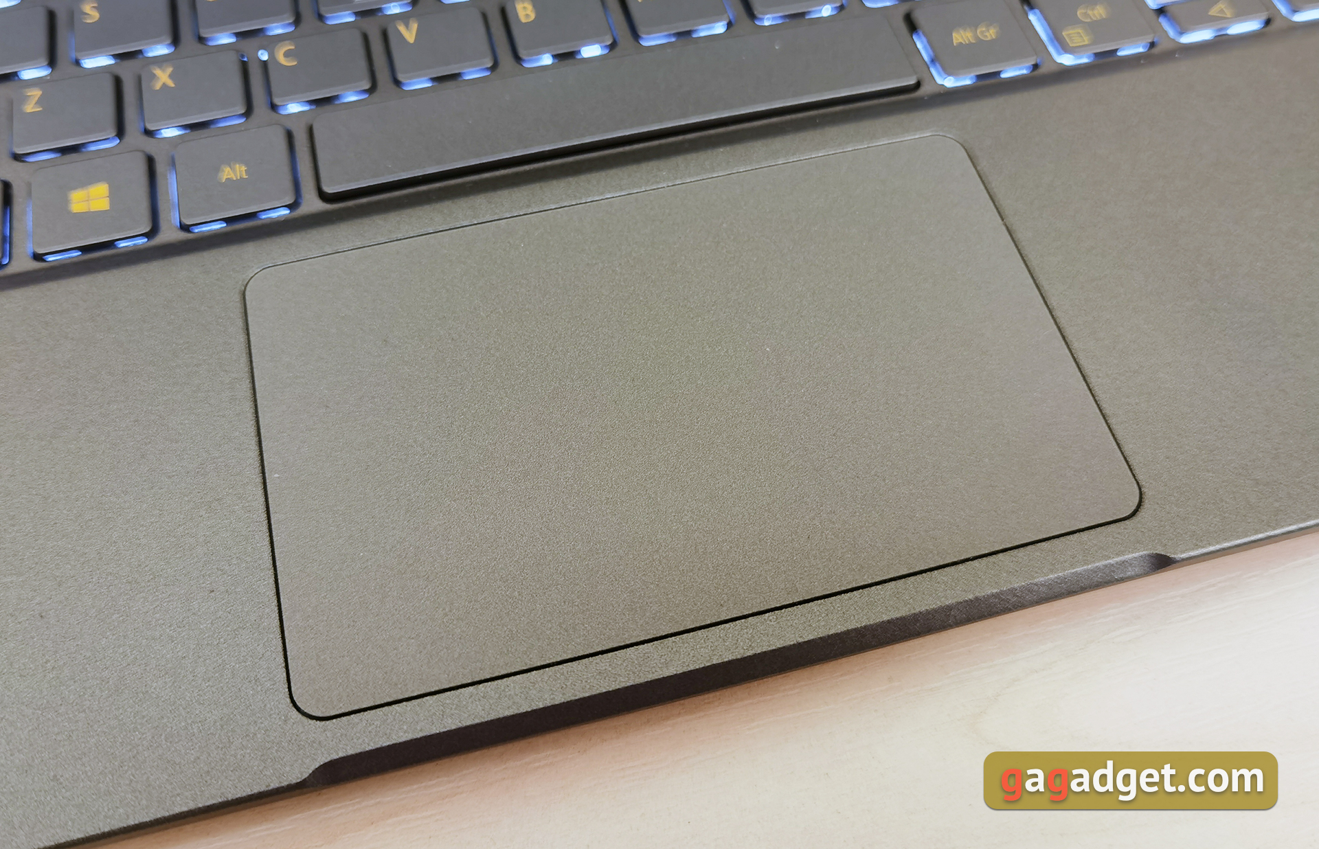 Обзор Acer Swift 5: ноутбук, рождённый в эпоху карантина-20